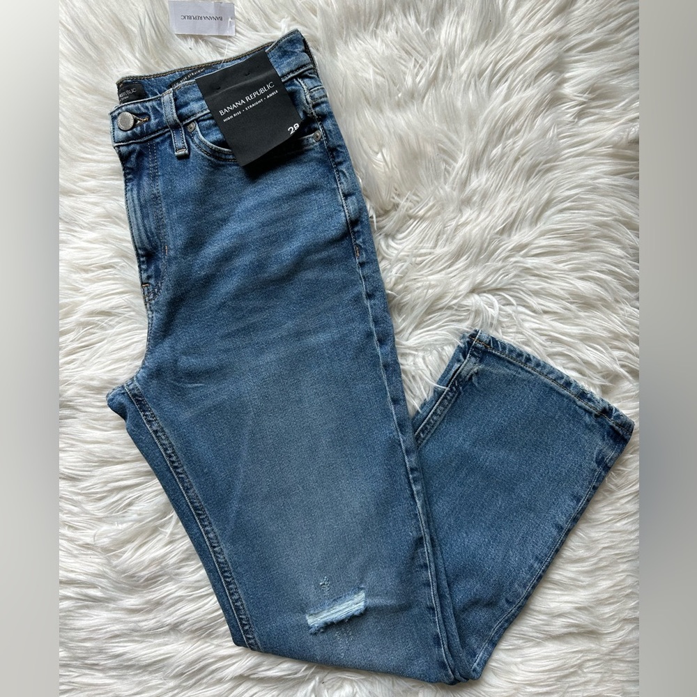 Banana Republic distressed straight ankle jeans